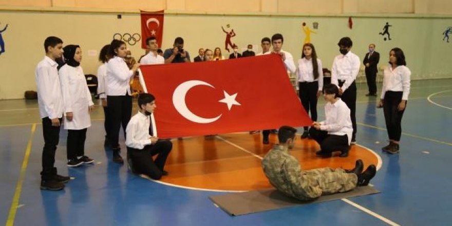 Erzurum'un ilçelerinde Cumhuriyet coşkusu