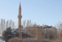 Tinercilerin Mekanı Oldu