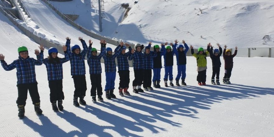 Uzundere’den Erzurum’a kayak köprüsü