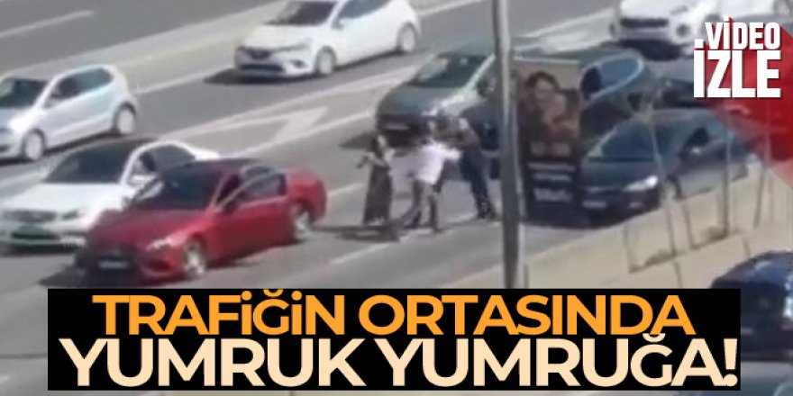 Maltepe'de araçları durdurup yumruk yumruğa kavga ettiler