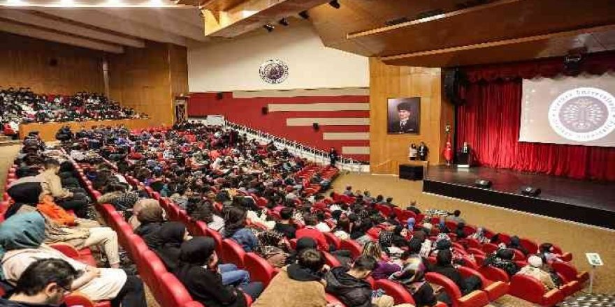 Öğrenci dekanlığı “kentle bütünleşen üniversite” etkinliklerine başladı