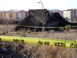 Yıkıma şimdilik savcılık engeli