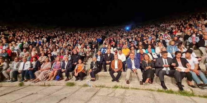 Sanat Güneşi, konserle anıldı