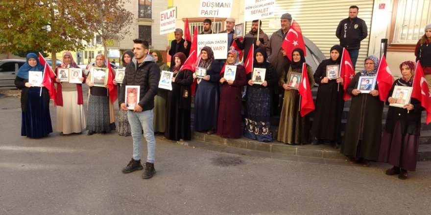 Erzurum'dan bir aile daha katıldı: Evlat nöbetinde 350 aile