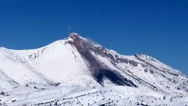 Kahramanmaraş'ta deprem sonrası 'yanardağ' paniği!