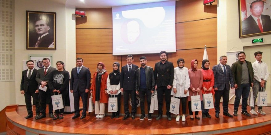 ERZURUM KİTAP AKADEMİSİ MEZUNLARINI VERİYOR