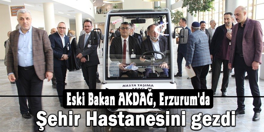 Sağlık Eski Bakanı Akdağ;  AK Parti'den önce hasta yakınları karton mukavvada yatıyordu