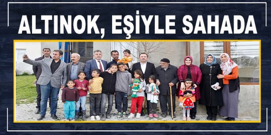 Eski Bakan Altınok, eşiyle sahada