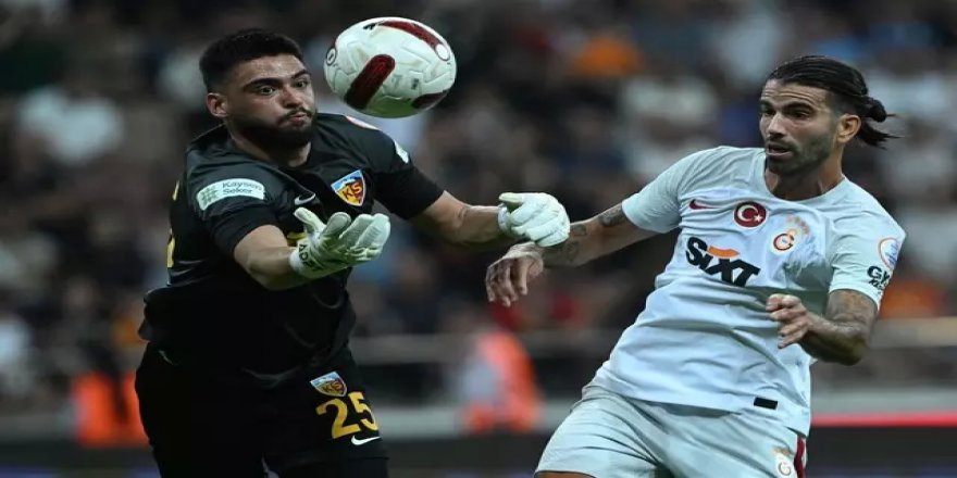 Okan Buruk'un 'Bizimle olmayacaklar' dediği futbolcular ortaya çıktı!