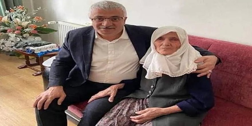 Başkan Dölekli'nin acı günü: Annesini kaybetti