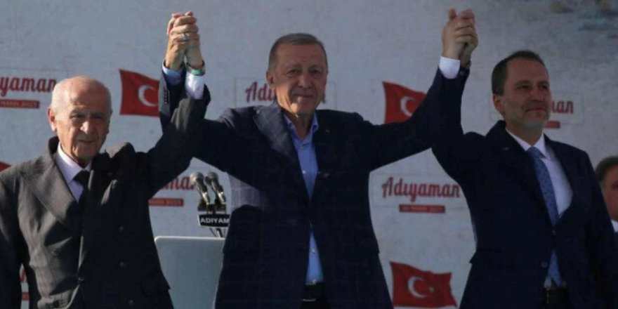 AKP ile Yeniden Refah Partisi arasındaki krizi izleyen MHP'den gönderme