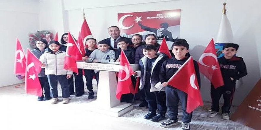 Erzurum'Da Harçlıklar Mehmetçik Vakfı'na