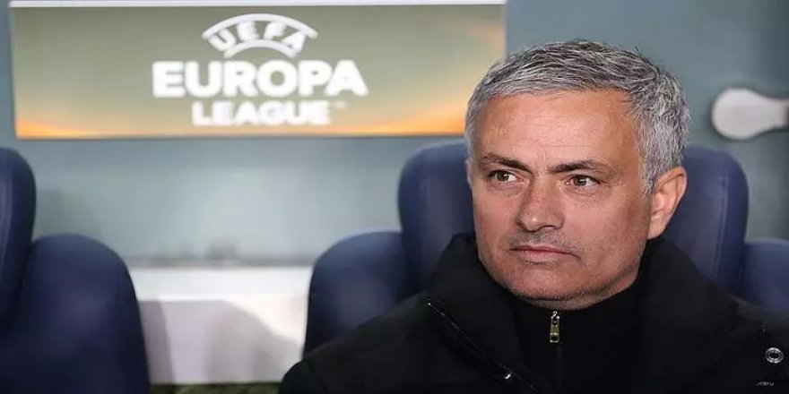 Fenerbahçe Jose Mourinho'yu KAP'a bildirdi!