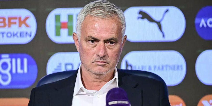 Mourinho'ya "Kalacak mısınız?" diye soruldu...
