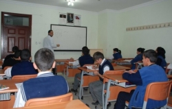 Eğitime Esmer desteği sürüyor