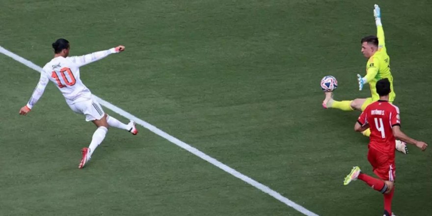 Galatasaray'ın yeni transferi Leroy Sane'ye tepkiler çığ gibi!