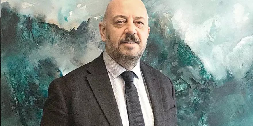 ‘Eski Bakan Yardımcısı sekiz ayrı maaş alıyor’