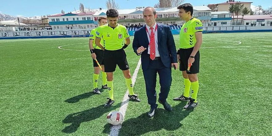 Erzurumlu hakemler terfi aldı