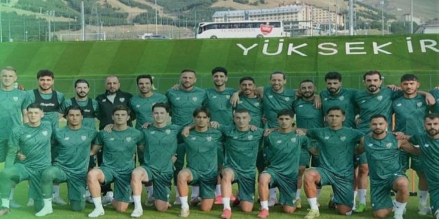 Bursaspor'un Erzurum kampı başladı