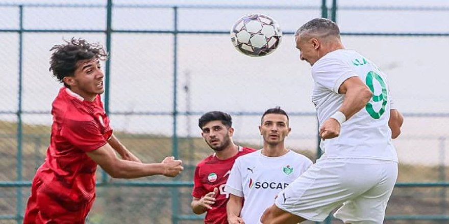 Iğdır FK ile Persepolis Erzurum'da karşılaştı