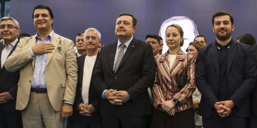 CHP'den AK Parti'ye geçen Umut Yılmaz'dan coşkulu konuşma!