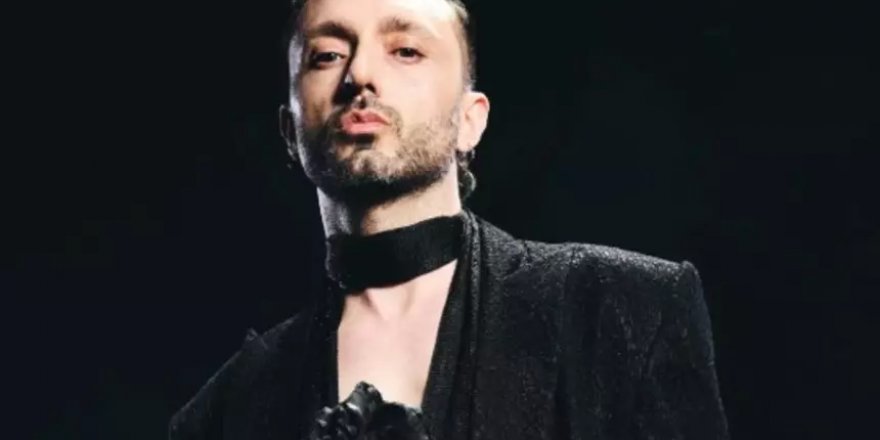 Mabel Matiz'in yeni şarkısı Perperişan'a erişim engeli getirildi!