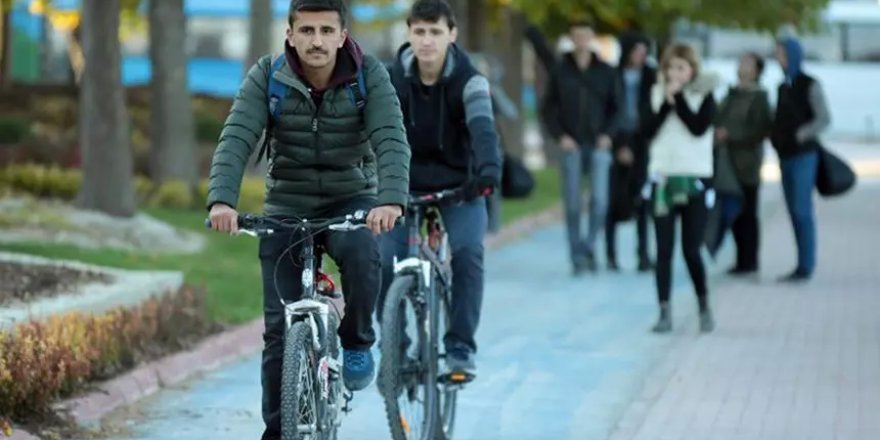 Yaya yolunda bisiklet, scooter ve motosiklet sürene para cezası geliyor!