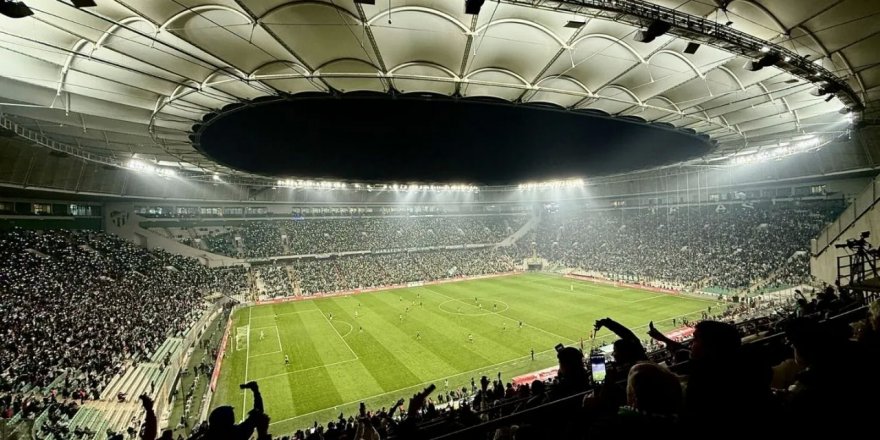Stadyumun koltuklarının ne renk olacağı belli oldu