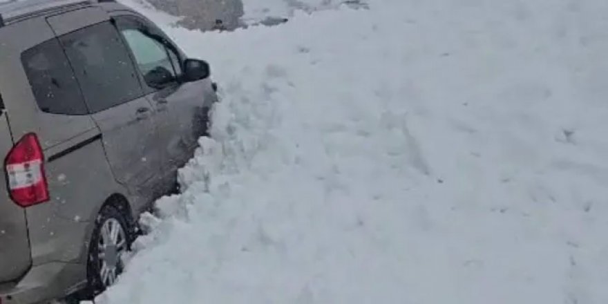 Erzurum Karayazı'da çığ düştü