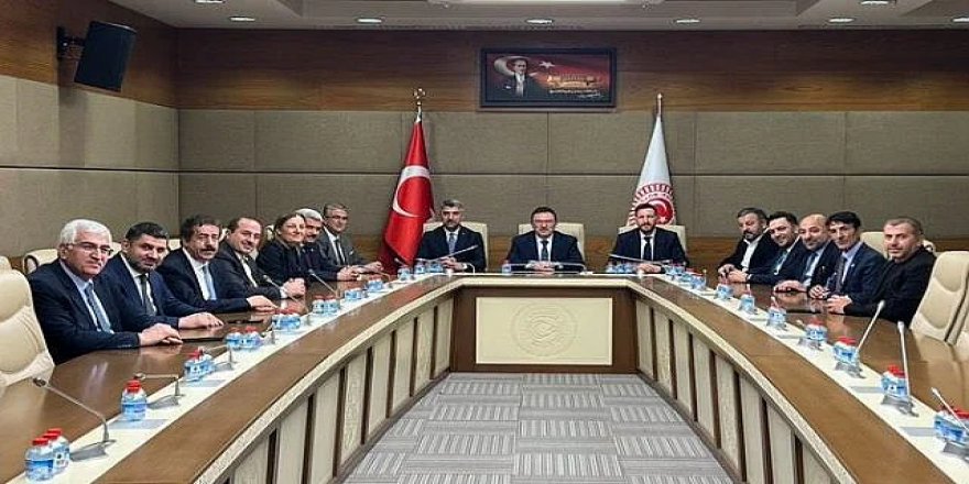 Erzurumspor'un Süper Lig başarısı Meclis'te değerlendirildi