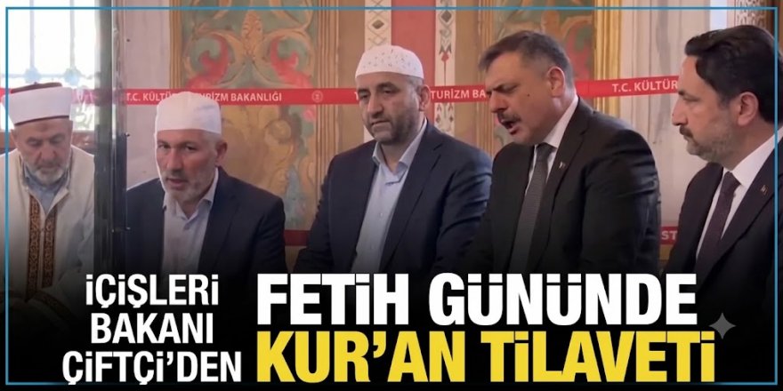 Mustafa Çiftçi'den Fatih Sultan Mehmed'in türbesinde Kur’an tilaveti