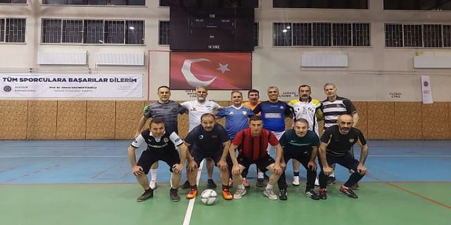 ATAUNİ takımı sahada