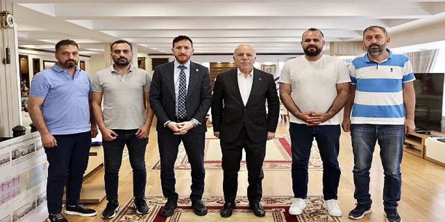 Taraftar gruplarından ziyaret turu