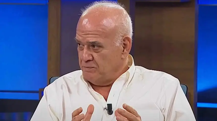 Ahmet Çakar canlı yayında çılgına döndü! "Konuşursam RTÜK kapatır"