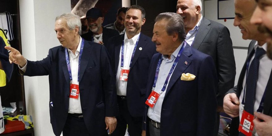 Fenerbahçe Şampiyonlar Ligi'nde! Aziz başkan dayanamayıp soyunma odasına indi, müjdeyi verdi