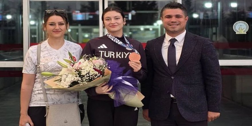 Taranto'dan Erzurum'a bronz gururu
