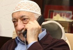 Gülen'den 'montajlı' montaj fetvası