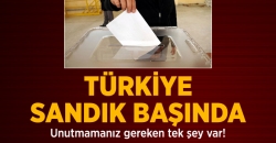 Türkiye Bugün Sandık Başında!