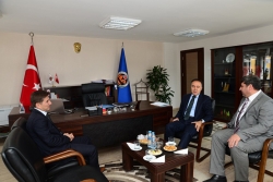Vakıflar yaşatmamız gereken müesseselerdir