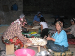 Erzurumlu kadınların ramazan hazırlığı