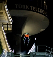 Erzurum'da gece kayağı nefes kesti