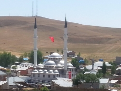 Hz. Ömer camii ibadete açıldı