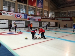 Erzurum'da Curling heyecanı