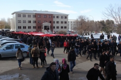 Erzurum'da öğrenciler yürüdü!
