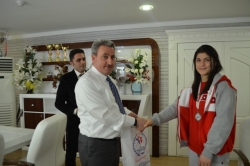 Zeynep Çelik'e ödül