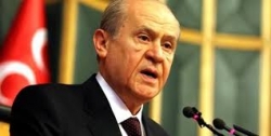 Bahçeli twitter'dan saydırdı