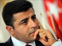 Demirtaş'tan Erdoğan'a olay cevap!