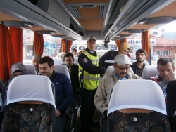 Trafik ekiplerinden yolculara 'kemer' uyarısı