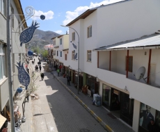 Bir presrij caddesi de Uzundere ilçesine