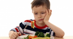 Çocuk yemek için zorlanmalı mı?